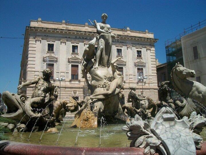 Siracusa Vacanze Syracuse ภายนอก รูปภาพ
